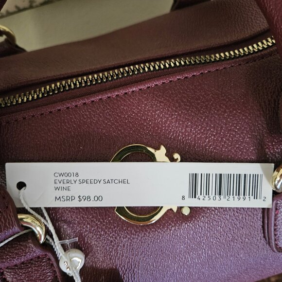 C Wonder -Woman`s NWT Burgundy Ever Speedy Satchel -Crossbody Handbag - Picture 3 of 10
